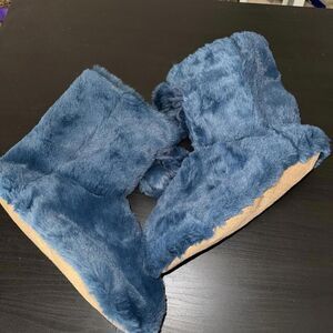 Mixit Bootie Faux Fur Blue Slippers, NWT, Women’s Size Large L 8-11